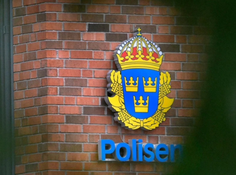 Policja suedeze akuzohet për mashtrim me pushime mjekësore