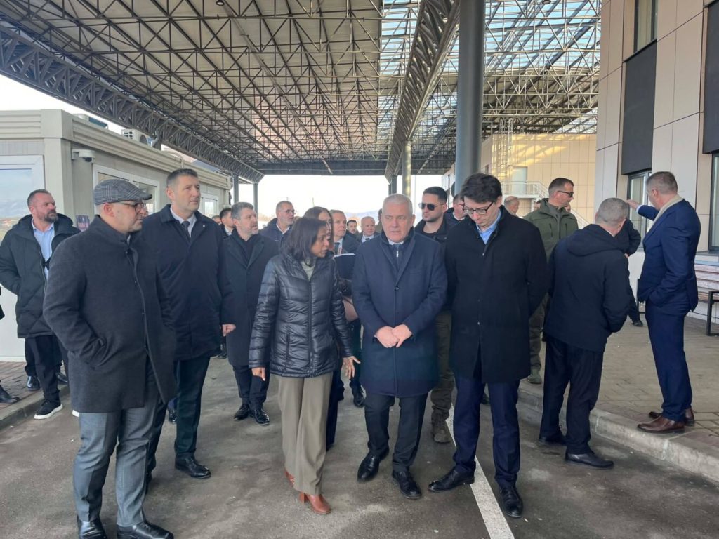 Sveçla: Anëtarësimi i Kosovës në Bordin e Paqes është hap i qëlluar