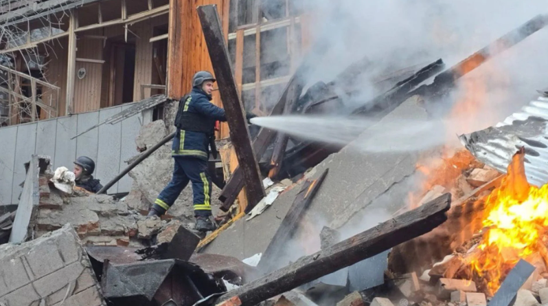 Bisedime për Ukrainën në Abu Dhabi, Rusia sulmon ende