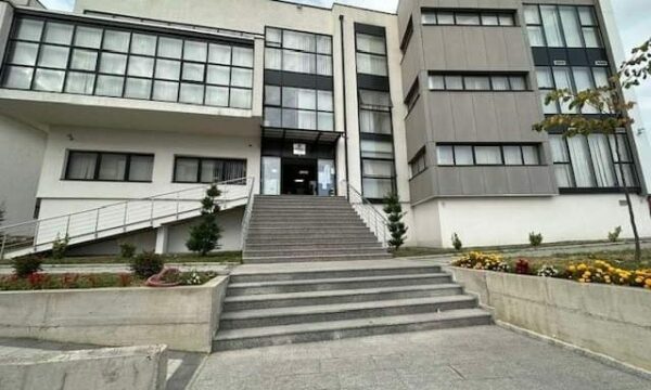 Aktakuzë ndaj të ekstraduarit shqiptar për kultivim të 1 592 bimëve narkotike në Malishevë