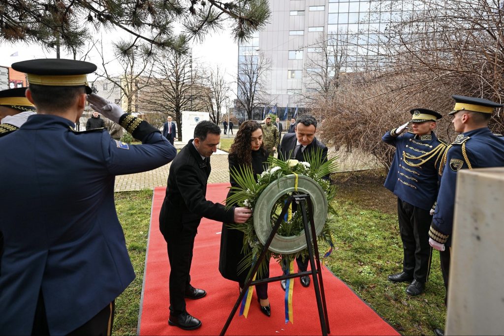 Presidentja Osmani kujton viktimat e Holokaustit: “Të mos harrojmë kurrë të kaluarën”