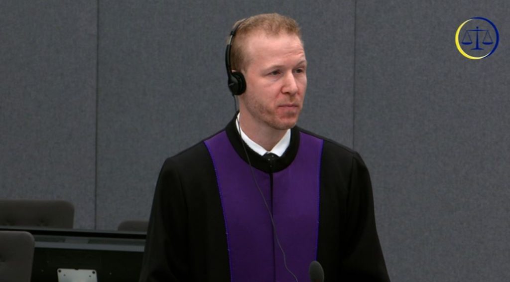 Prokurori Howling: Thaçi dhe drejtuesit e UÇK-së mashtruan ndërkombëtarët, sipas aktakuzës