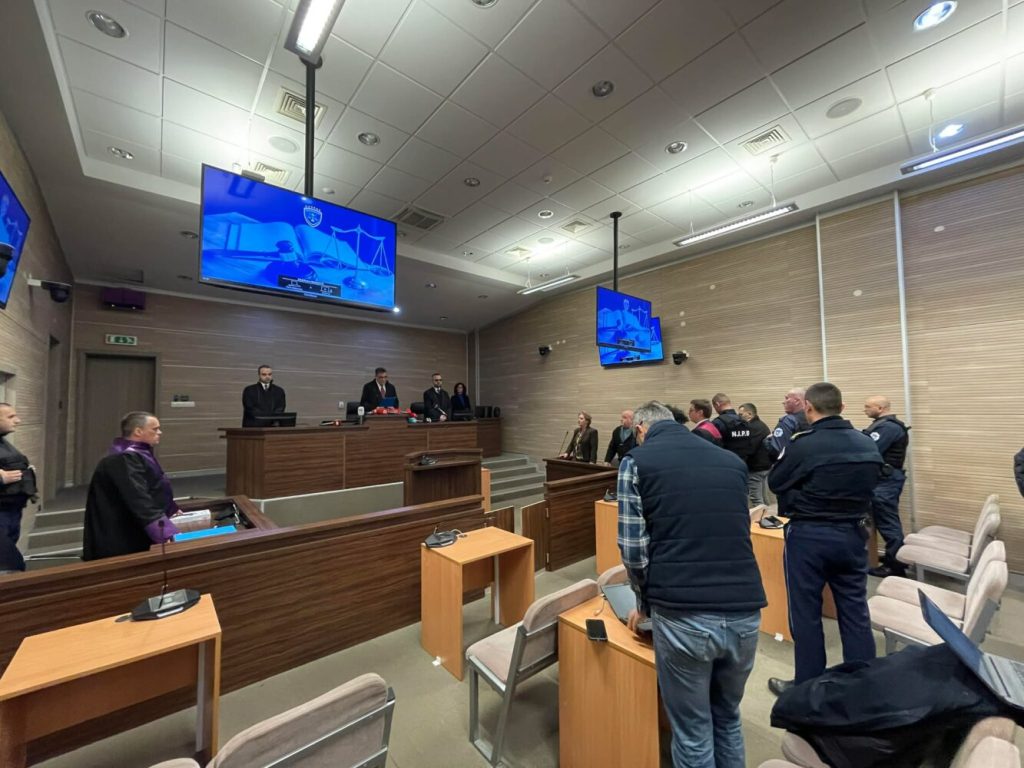 Pritet aktgjykimi ndaj Sërgjan Lazoviq për krime kundër civilëve në Malishevë