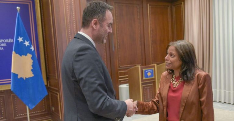 Konjufca takon Prattipatin, thekson bashkëpunimin e pandryshueshëm me SHBA-në