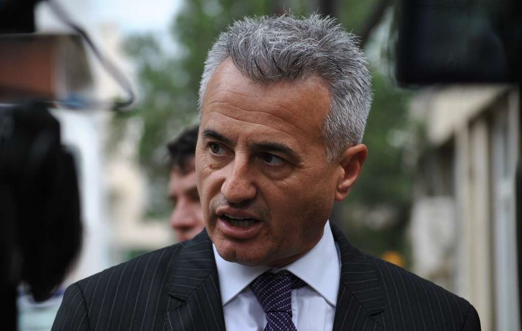 Arianit Koci ngre shqetësime për mbrojtjen policore të liderëve opozitarë