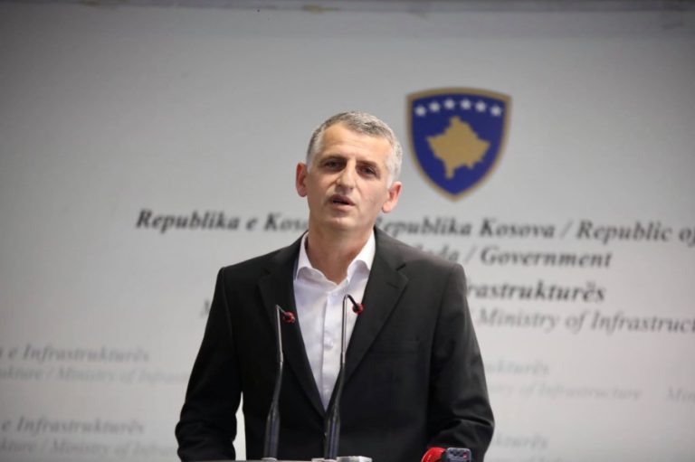 Durmishi: Rruga “Mon Balaj” nuk është në kompetencë të MMPHI-së