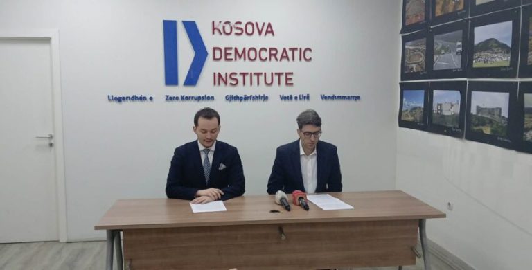 KDI: Kosova mbetet në vendnumëro në luftën kundër korrupsionit, kriza politike ndikoi në rënien në CPI