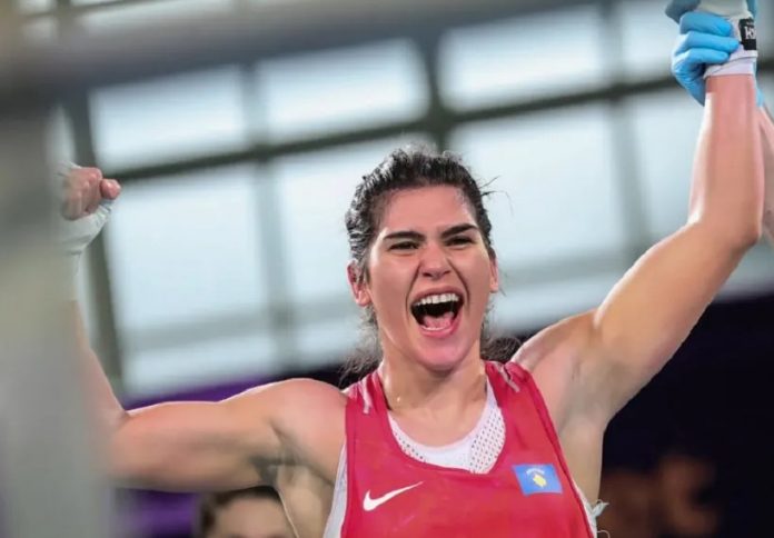 Donjeta Sadiku në finalen e madhe të turneut “Strandja”