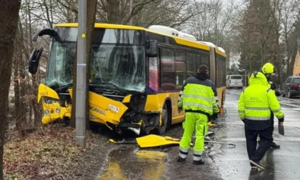 12 të lënduar pas aksidentit të autobusit në Berlin