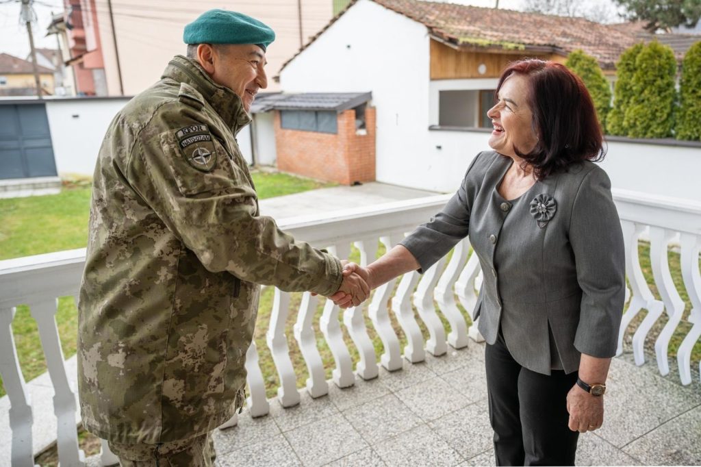 KFOR dhe Medica Kosova nxisin bashkëpunim për integrimin gjinor dhe mbështetjen e të mbijetuarve