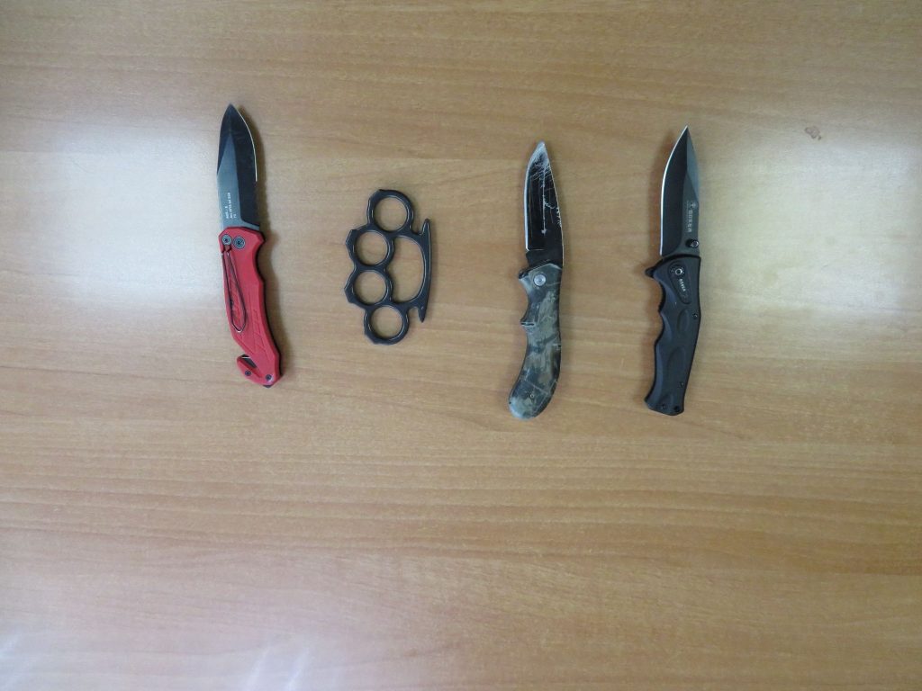 Policia kryen kontrolle sigurie në shkolla të Vushtrrisë