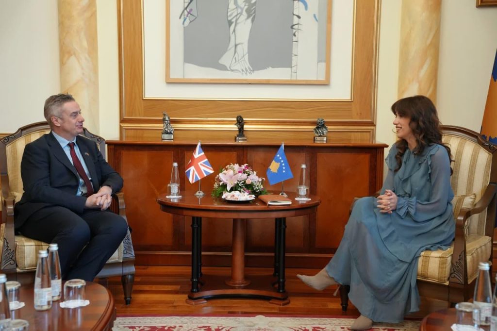 Hargreaves takon Haxhiun, diskutohet edhe për zgjedhjet presidenciale