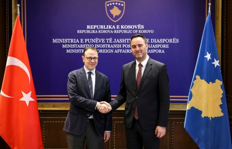 Konjufca takohet me ambasadorin turk, riafirmohet partneriteti Kosovë-Turqi