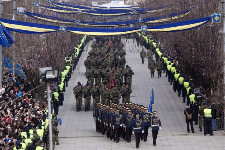 FSK ndryshon lokacionin e parakalimit për Ditën e Pavarësisë