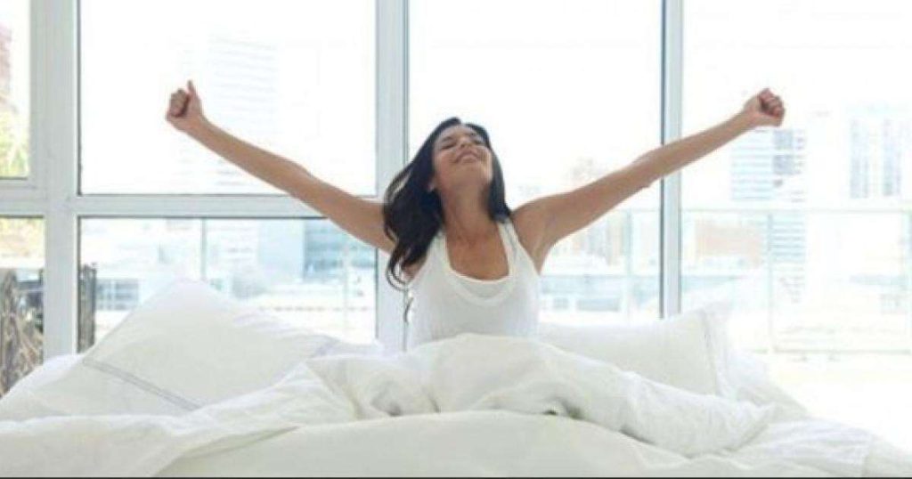 Si përfiton truri nga zgjimi i hershëm në mëngjes