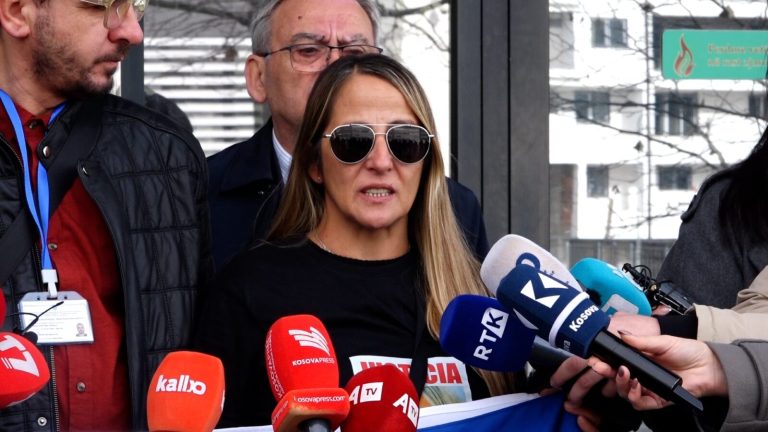 Prindërit e viktimës kërkojnë burgim të përjetshëm për Endrit Nikën pas vendimit të gjykatës