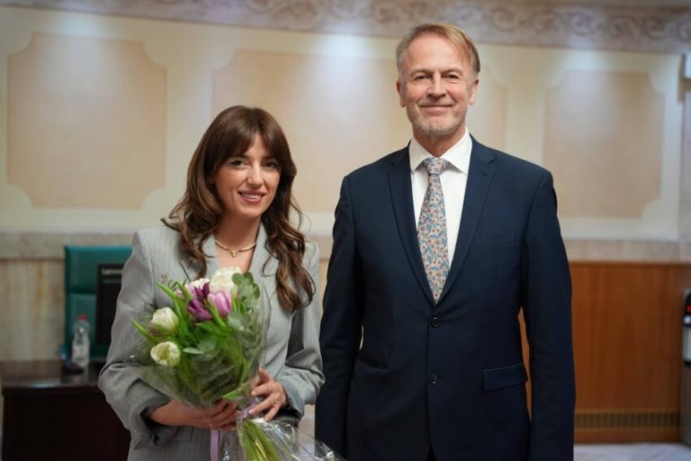 Haxhiu takohet me Orav, diskutojnë për prioritetet dhe reformën demokratike