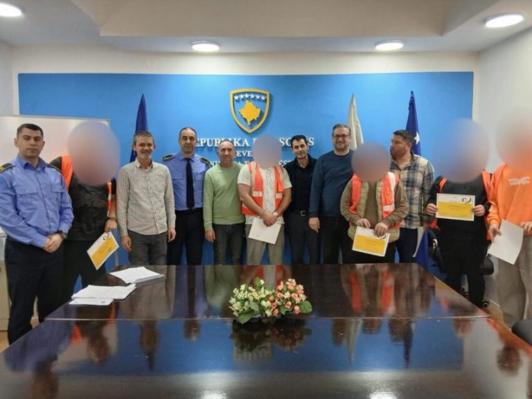 Të burgosurit në Prizren marrin certifikata për menaxhimin e zemërimit