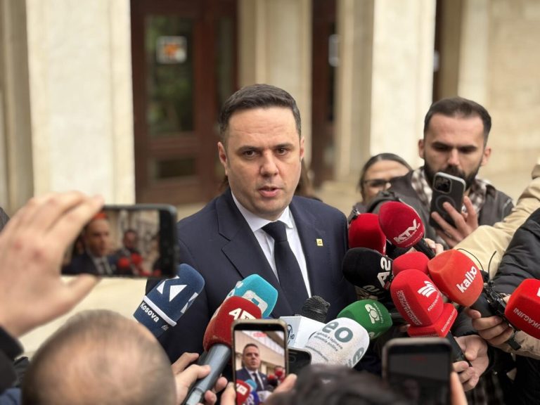 Abdixhiku pas takimit me Kurtin: Dy opsione për zgjedhjen e presidentit