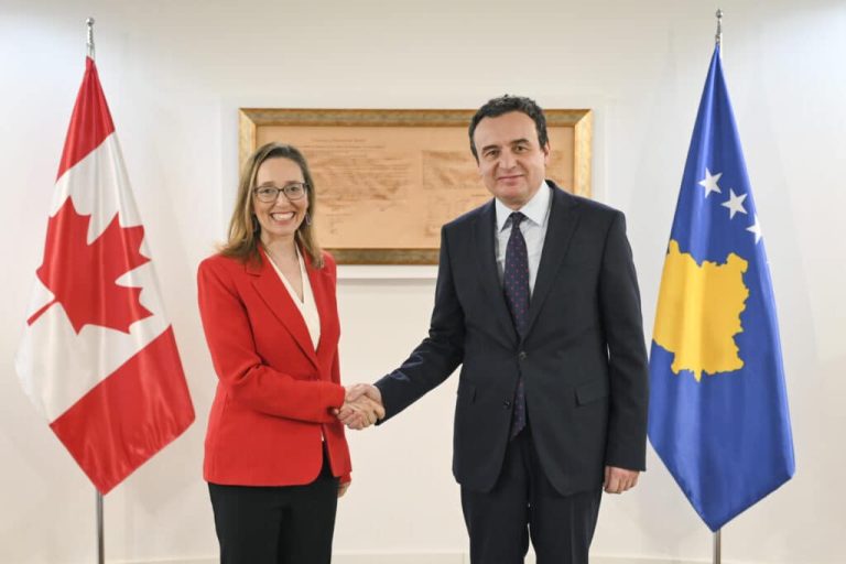 Kryeministri Kurti takohet me ambasadoren e Kanadasë për Kosovën