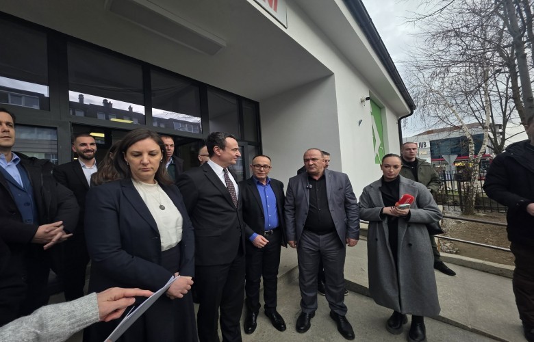 Kurti dhe Rizvanolli përuruan investimet në efiçiencën e energjisë në shkollat e Podujevës