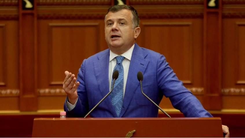 Balla: Shqipëria ka përgjegjësi të mbrojë historinë e UÇK-së