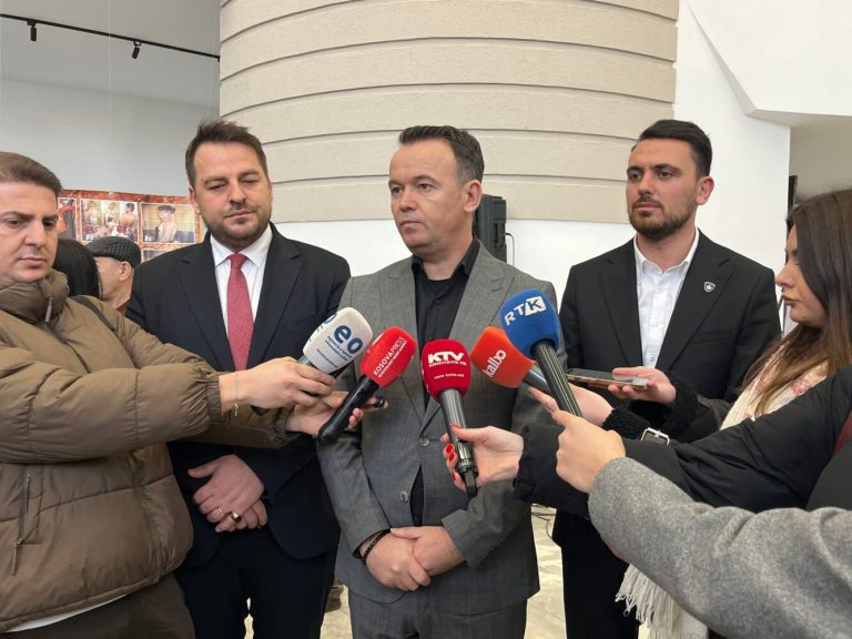 Peci sqaron arsyet e prishjes së koalicionit me LDK-në në Mitrovicë