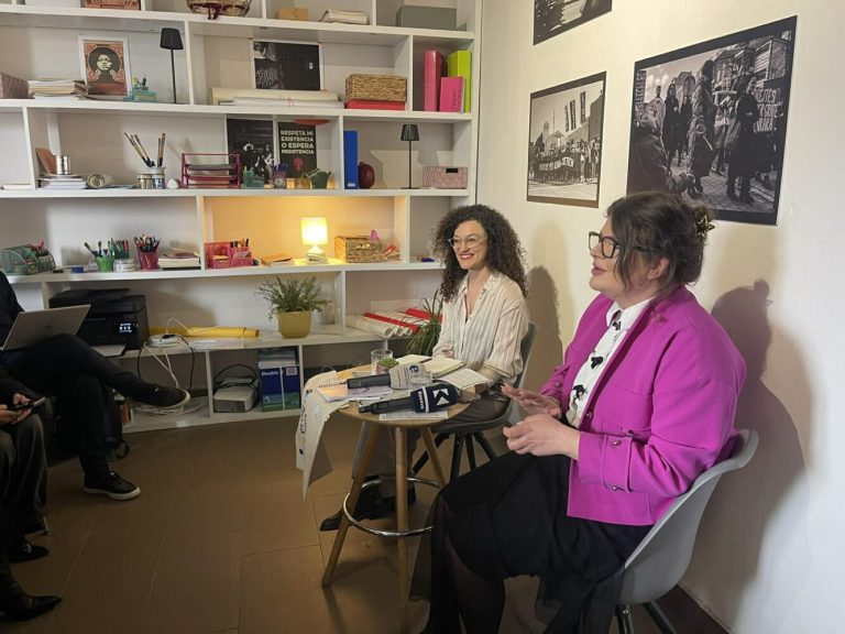 AGK publikon raportin për gjuhën e urrejtjes ndaj grave gazetare online