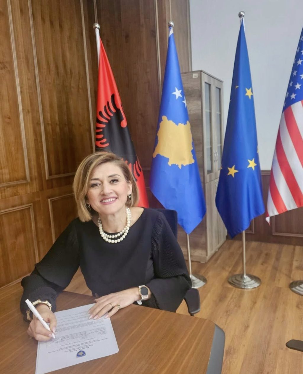 Mimoza Kusari-Lila nis procedurën për Ligjin për çmimet tavan