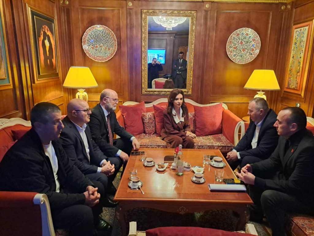 Organizata e Veteranëve të Luftës së UÇK-së takon Ministren e Jashtme të Shqipërisë, Elisa Spiropali