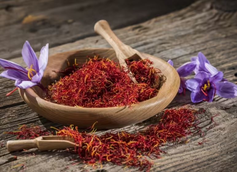 Shafrani i Indisë: Arma Natyrale për Luftimin e Sëmundjeve të Ndryshme