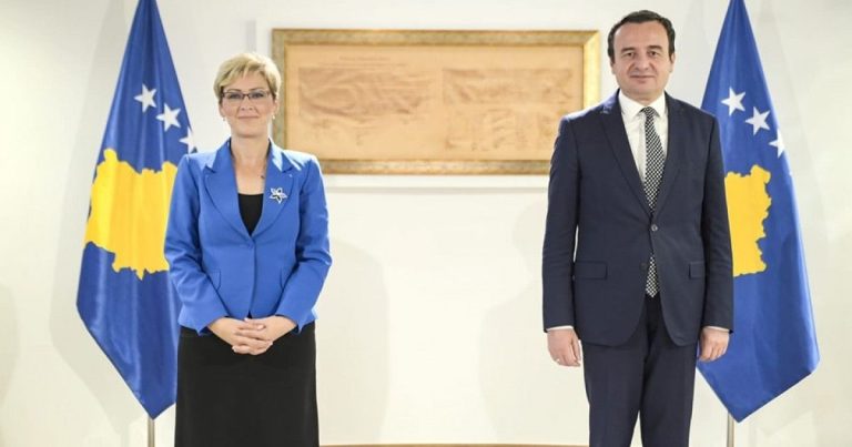 Ardita Sinani falënderon Kurtin për 4 milionë euro mbështetje për Luginën e Preshevës