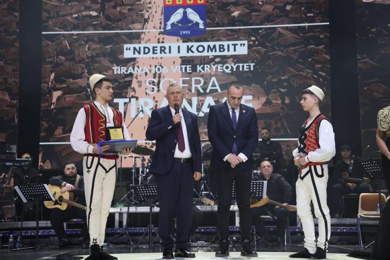 OVL UÇK falënderon Shoqatën “Tirana” dhe Prefektin Hajdari për mirënjohjen