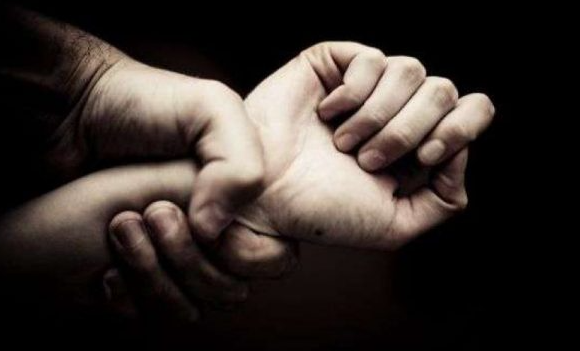 Dhunë në familje në Fushë Kosovë, i dyshuari në kërkim