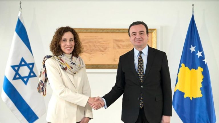 Ambasadorja Ziv uron pesëvjetorin e marrëdhënieve Kosovë–Izrael