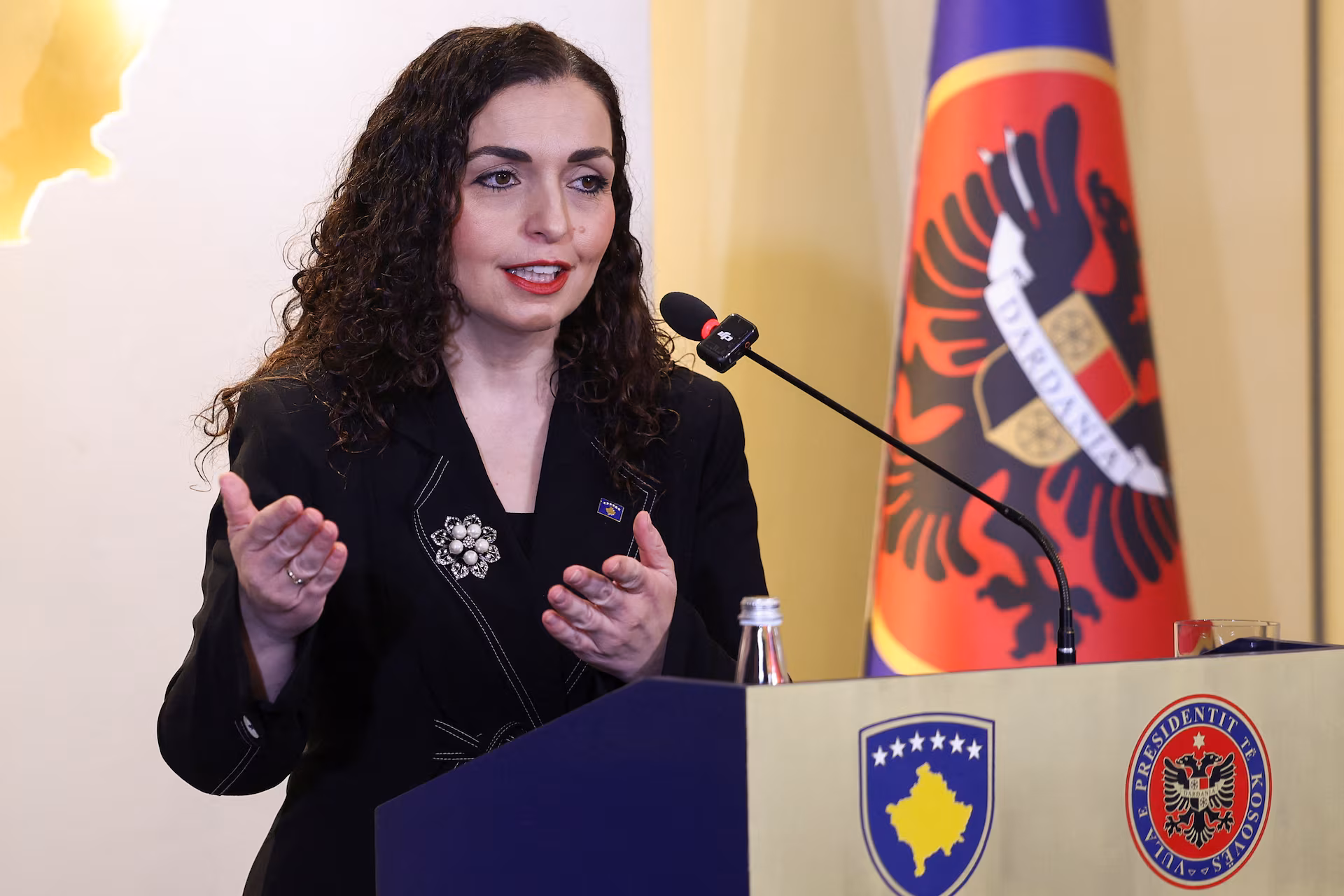 Osmani fton qytetarët të mbështesin Kombëtaren e Kosovës