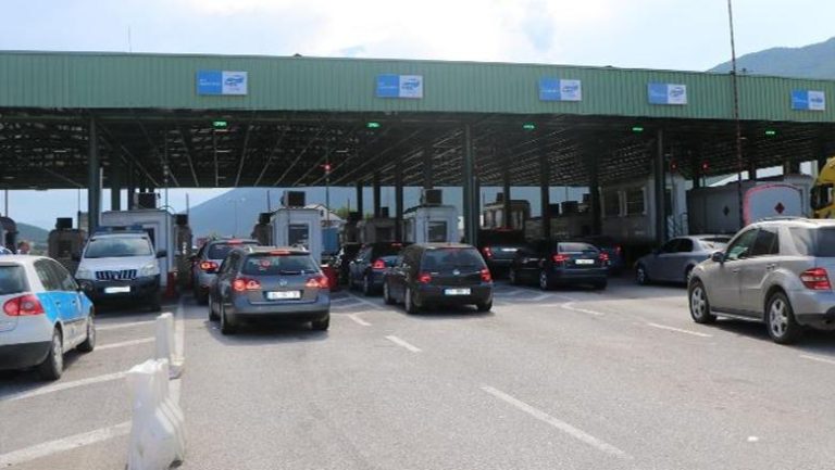 Fluks i madh në kufirin Kosovë–Shqipëri gjatë fundjavës dhe Fitër Bajramit