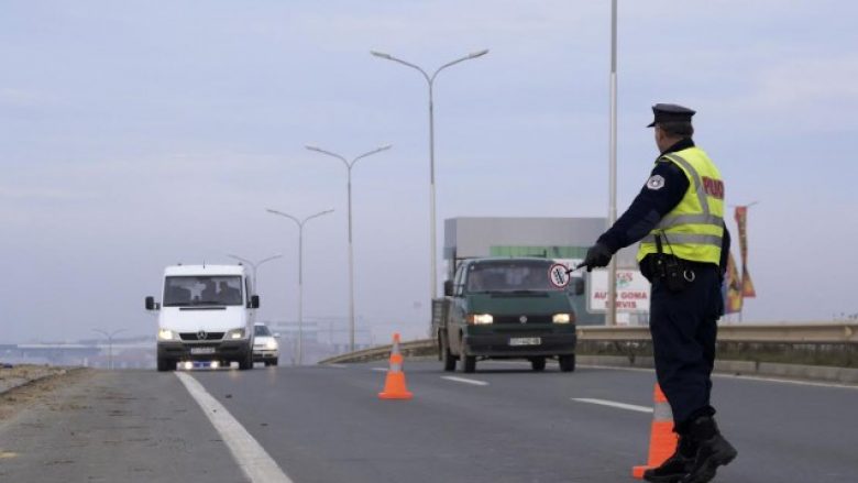 Raporti 24-orësh i Policisë: 1654 tiketa trafiku, 1 aksident me fatalitet