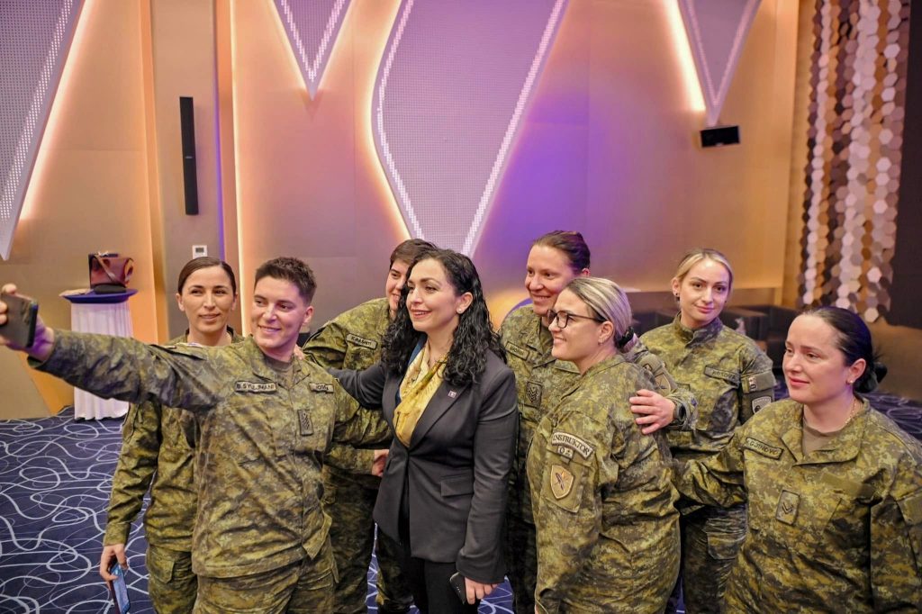 Osmani uron Ditën Ndërkombëtare të Gruas