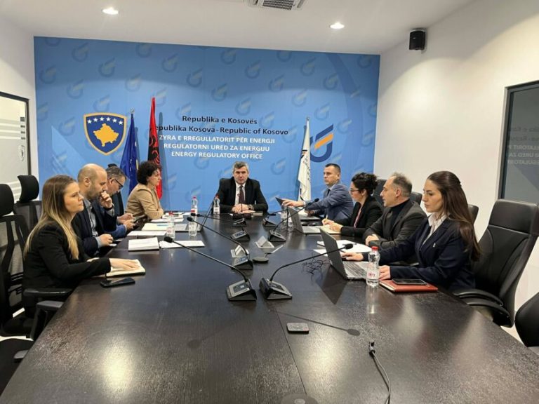 Kushtetuesja rrëzon kërkesën e PDK-së, liberalizimi i tregut të energjisë mbetet ligjor