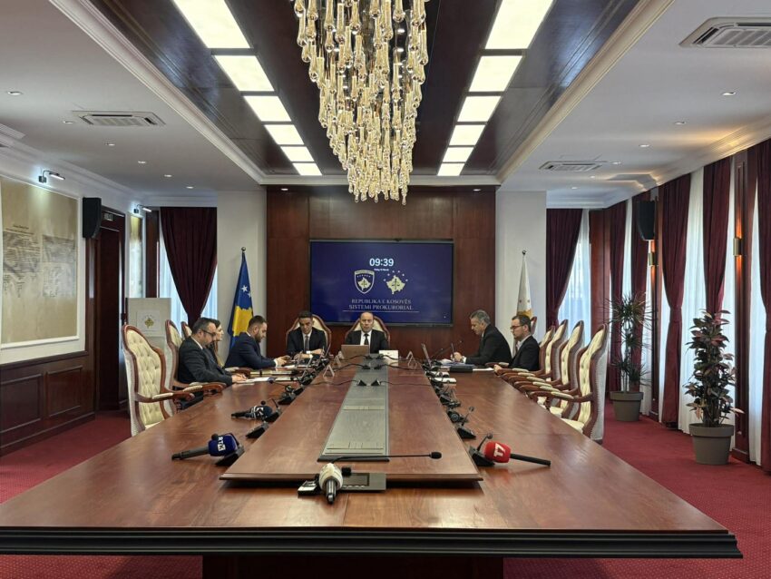 Këshilli Prokurorial i Kosovës mblidhet për zgjedhjen e kryesuesit të ri, prezanton programin kandidati Arian Gashi ⚖️