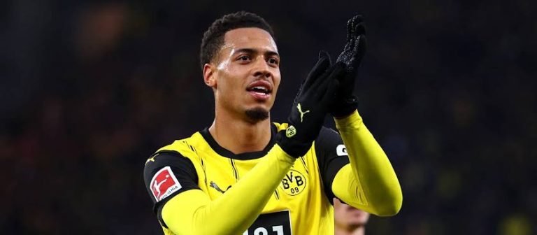 Guardiola synon transferimin e mesfushorit të Dortmundit, Felix Nmecha