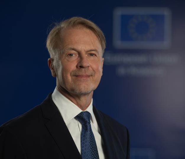 Orav takohet me Konjufcën në takimin e lamtumirës, theksohet mbështetja e BE-së për Kosovën