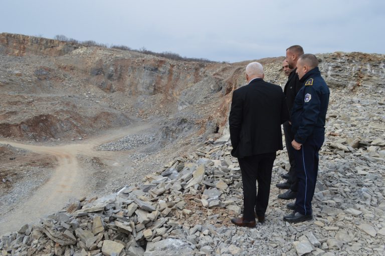 Inspektorati dhe Policia vizitojnë lokacionet e mbeturinave inerte në Malishevë
