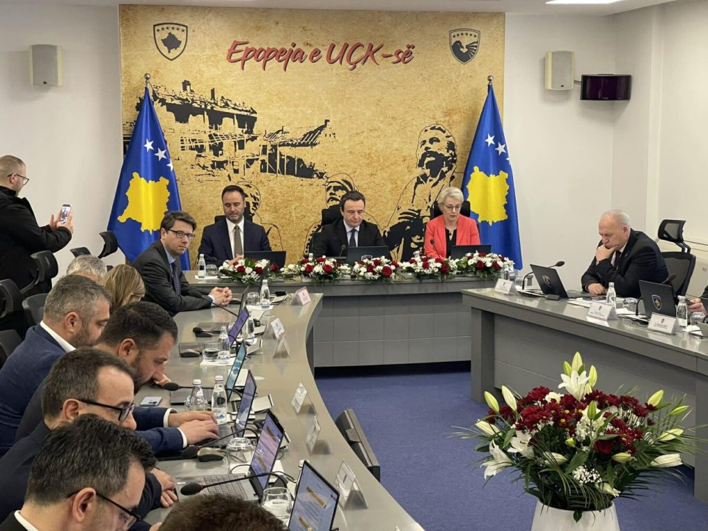 Kurti: Epopeja e UÇK-së shënoi kthesë vendimtare drejt lirisë së Kosovës