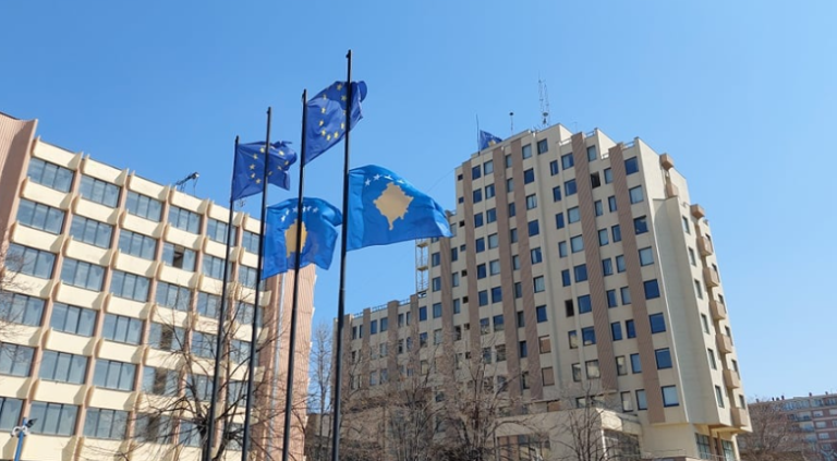 Rreth 600 qytetarë të Kosovës ende në Lindjen e Mesme, vazhdon procesi i evakuimit