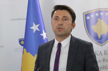 Rrustemi: Vullneti i 120 deputetëve nuk mund të mbahet peng nga komisionet