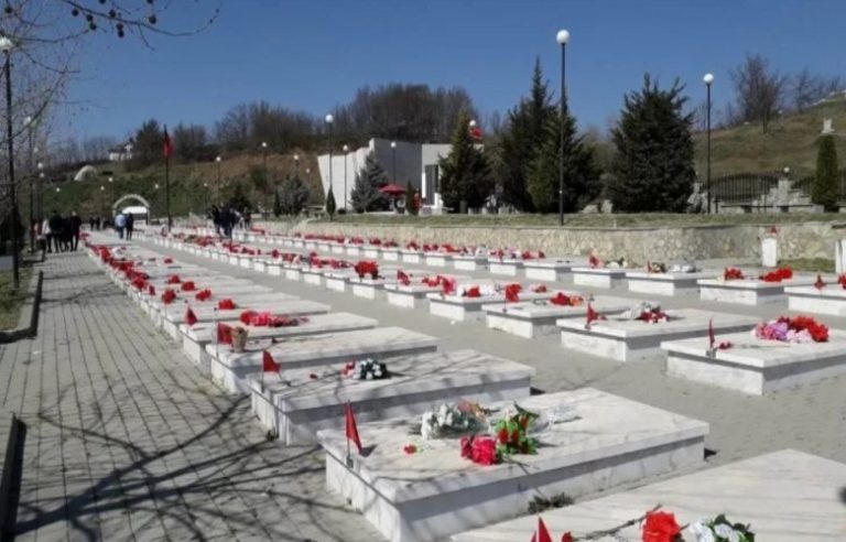 27 vjet nga masakra e Krushës së Madhe, nderohen viktimat