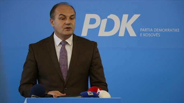 Enver Hoxhaj: Përplasjet mes Osmanit dhe Kurtit tregojnë kush e ka udhëhequr vendin