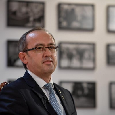 Avdullah Hoti: Presidenti duhet të jetë figurë unifikuese, jo noter i një partie politike